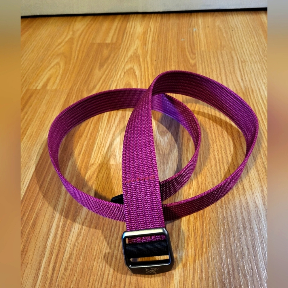 Arc'teryx belt fuschia/purple